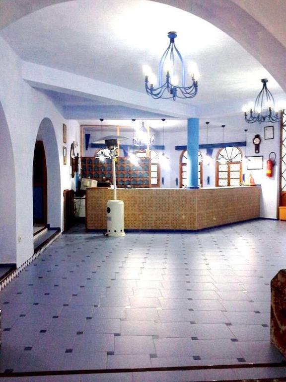 Hotel Loubar เชฟชาอูน ภายนอก รูปภาพ