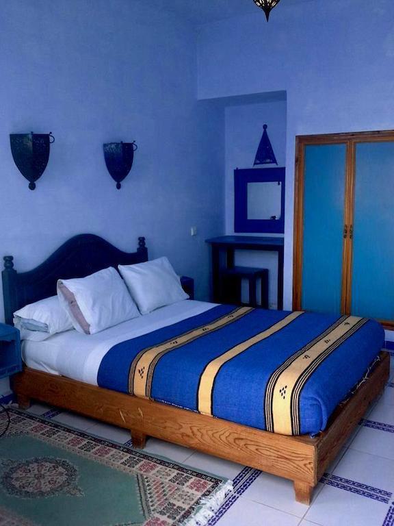 Hotel Loubar เชฟชาอูน ภายนอก รูปภาพ