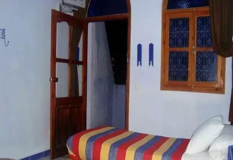 Hotel Loubar เชฟชาอูน ภายนอก รูปภาพ
